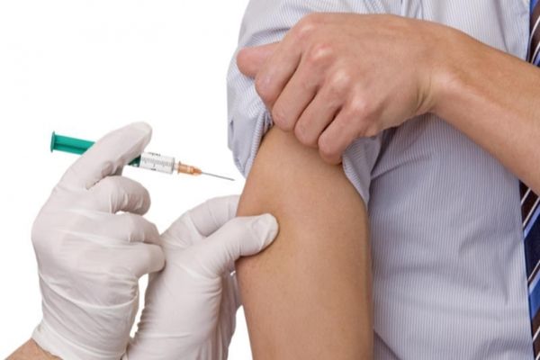 Peste 1.000 de centre de vaccinare anti COVID-19, înființate în România