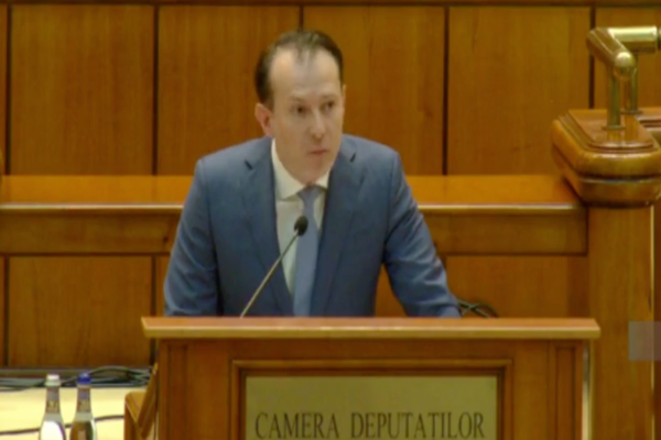 A început dezbaterea moțiunii de cenzură. Se decide soarta Guvernului Cîțu