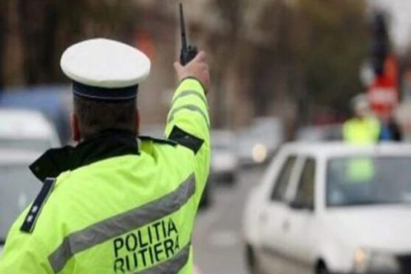 Zeci de infracțiuni la regimul rutier, taxate de polițiștii sălăjeni! Au fost întocmite și dosare penale