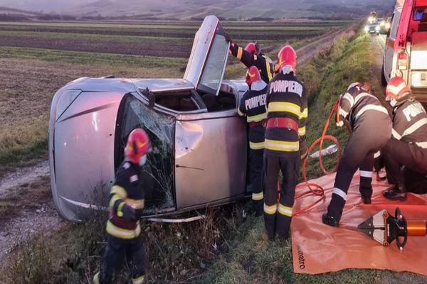 Accident în Hereclean! O persoană a rămas încarcerată