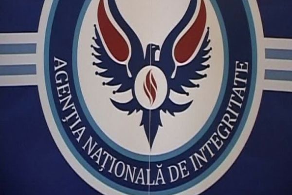 Ales local din Bobota, depistat de ANI în stare de incompatibilitate