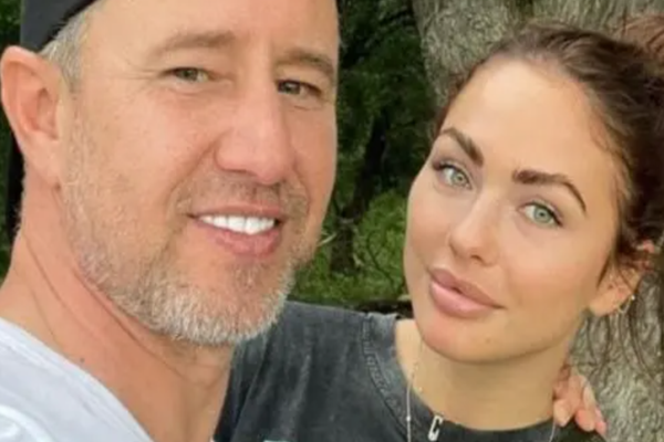 Fa-bu-los! Amanta lui Reghe, pulverizată: condamnată pentru PROSTITUȚIE – documentul oficial care „rupe gura târgului”