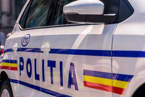 Doi hoți din Sălaj, depistați de polițiști! Unul a fost ispitit de cutia milei dintr-o biserică