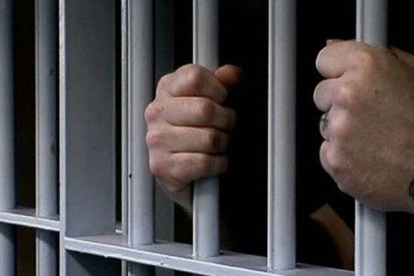 Nu a respectat obligațiile impuse prin controlul judiciar și a ajuns după gratii