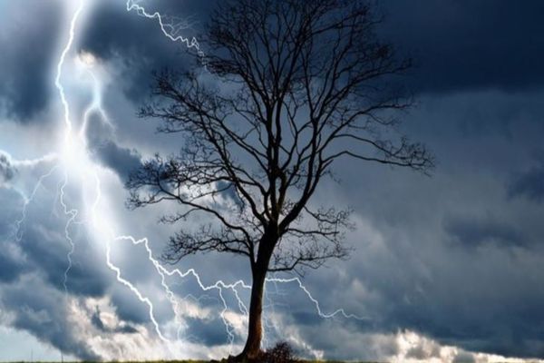 Vremea 29 aprilie - Temperaturi tot mai scăzute - Vreme mai rece decât normalul perioadei - Înnorări și descărcări electrice