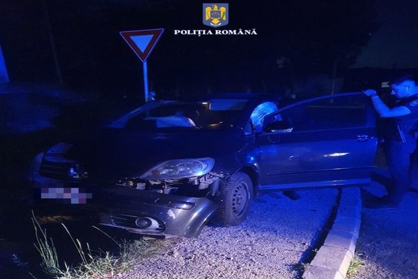 A fugit de polițiști și a ajuns în arest! Zălăuan, prins beat la volan, fără permis, la volanul unui autoturism neînmatriculat