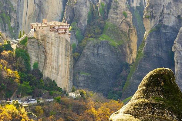 Atenționare pentru românii care intenționează să călătorească în Grecia