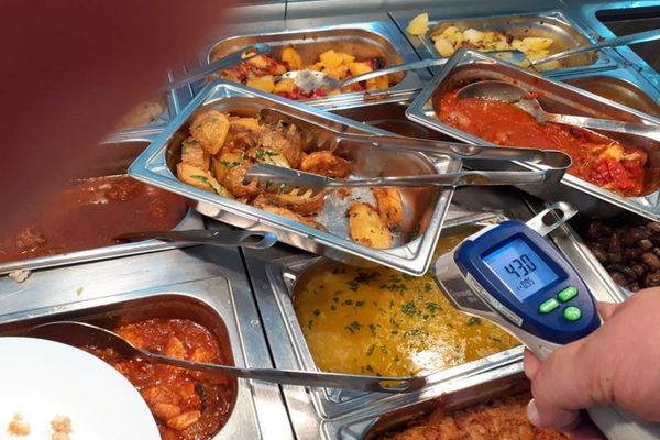 ANPC: Peste 3.000 de acțiuni de control și  aproape 17 milioane de lei amenzi aplicate, în vara 2022