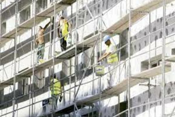 Noi contracte semnate pentru renovarea și eficientizarea energetică a clădirilor