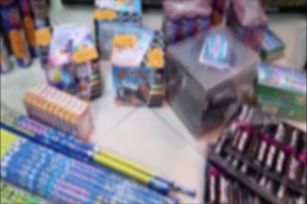 Minor din Chieșd, prins cu 1 kg de articole pirotehnice! S-a ales cu dosar penal