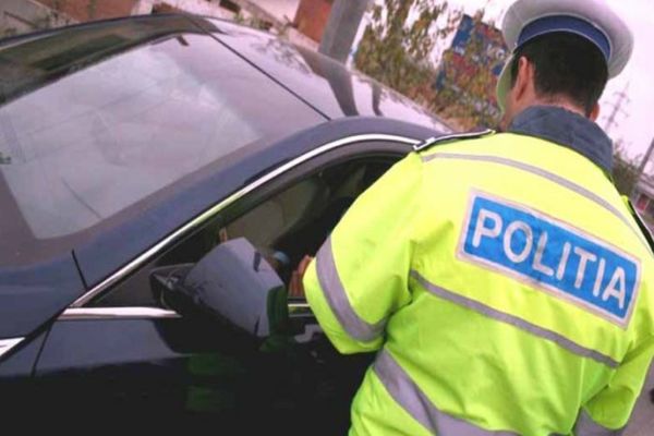 Amenzi de peste 41.600 lei, aplicate de polițiștii sălăjeni, în minivacanța de Crăciun! 13 șoferi au rămas fără permise 