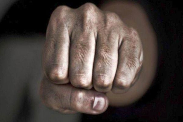 Octogenar din Sălaj, cu dosar penal și ordin de protecție fiindcă și-a agresat soția