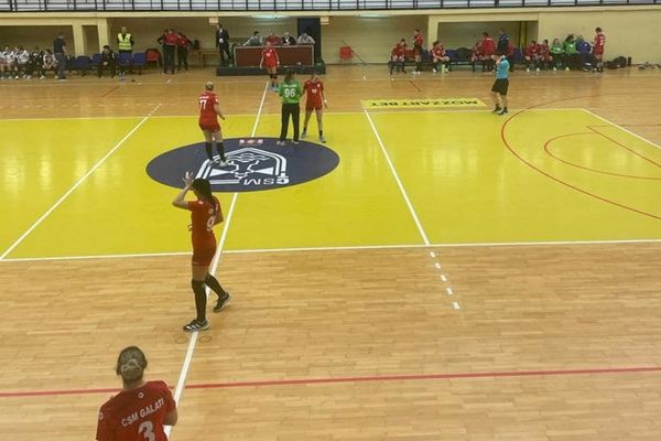 Remiză în derby-ul codașelor Ligii Florilor la handbal feminin