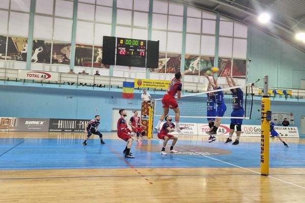 CSM Arcada Galați învinsă surprinzător de SCM Zalău în al doilea meci din sferturile de finală ale play-off-ului Diviziei A1 la volei masculin