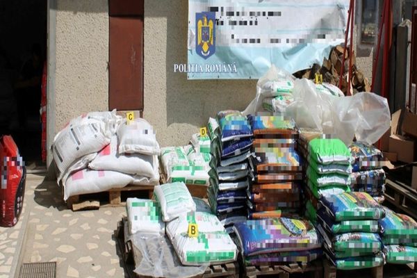 Aproape 2000 de kilograme de îngrășământ chimic cu azotat de amoniu, indisponibilizate de polițiștii sălăjeni (FOTO)