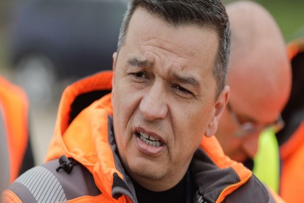 Grevă CFR. Sorin Grindeanu, mesaj în batjocură față de românii care merg cu trenul și vor fi afectați de greva de mâine