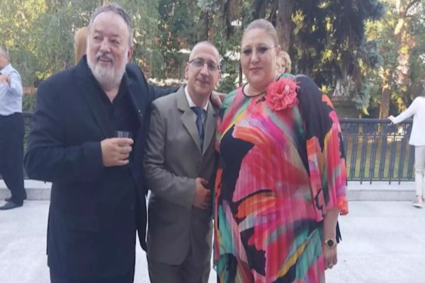 Șoșoacă a dat fuga la Ambasada Rusiei ca să anunțe că a câștigat mandat de europarlamentar