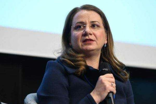 LIGIA DECA (PNL) ANUNȚĂ UN NOU PROIECT: STUDENȚII CARE NU MAI GĂSESC LOCURI DE CAZARE ÎN CĂMINELE STUDENȚEȘTI PRIMESC BANI DE CHIRIE