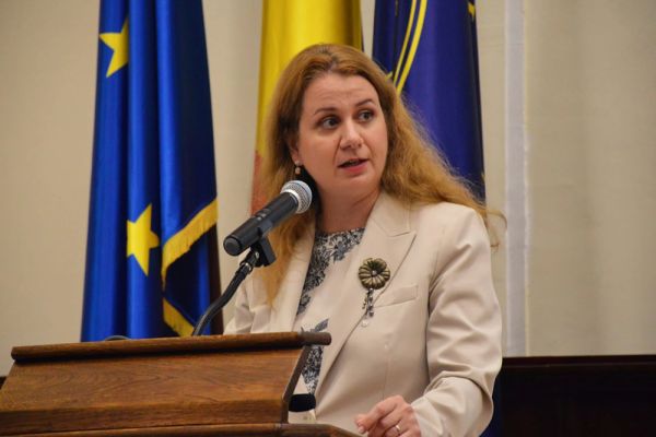 FINANȚARE DE PESTE O JUMĂTATE DE MILION DE EURO PENTRU FORMAREA PROFESORILOR DIN LICEELE CU PROFIL AGRICOL