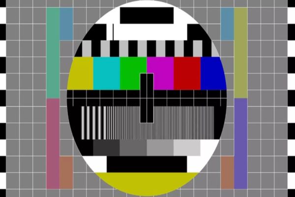 EMISIA REALITATEA PLUS, ÎNTRERUPTĂ ZECI DE MINUTE. VAL SE DESIZĂRI DIN PARTEA TELESPECTATORILOR