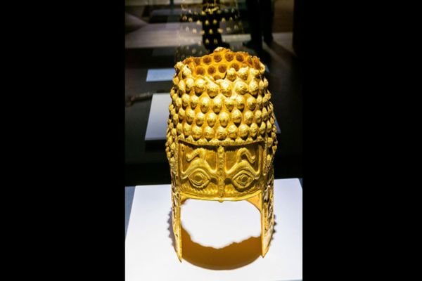 DEZVĂLUIRI BOMBĂ DESPRE JAFUL DE LA MUZEU: UNDE AU AJUNS AVERILE ȚĂRII ȘI CINE ESTE ÎN SPATELE OPERAȚIUNII - ”A FOST O LOVITURĂ LA COMANDĂ!”