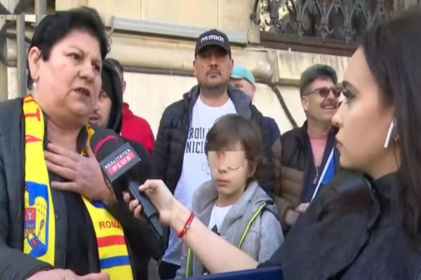 MANIFESTĂRI ÎN FAȚA BEC ȘI ÎN ȚARĂ, PENTRU SUSȚINEREA CANDIDATURII LUI CĂLIN GEORGESCU