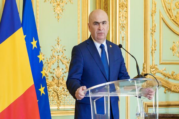 BOLOJAN: CONCEDIILE FĂRĂ PLATĂ, O OPȚIUNE VIABILĂ ÎN LIPSA REDUCERII DE PERSONAL