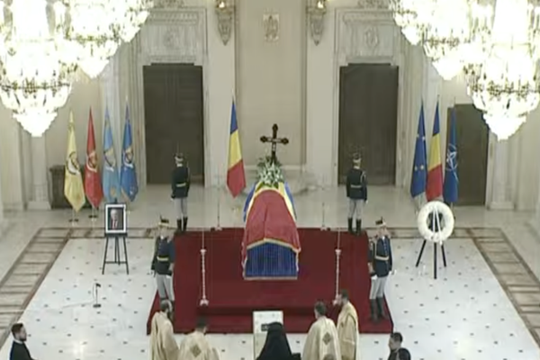 MESAJUL NINEI ILIESCU ÎN ZIUA ÎNMORMÂNTĂRII LUI ION ILIESCU: „AȚI RĂSPUNS CU DEMNITATE LA DEVOTAMENTUL ȘI SLUJIREA LUI PENTRU ROMÂNIA”