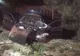Accident spectaculos în Poarta Sălajului. O tânără șoferiță  a intrat cu maşina într-un cap de pod