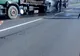 La Zimbor:  camionetă cu lemne, cuprinsă de flăcări. Pompierii, chemați să stingă incendiul