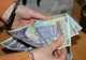 Doi tineri din Sălaj reţinuţi după ce au furat 100.000 de lei