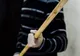 Bărbat din Jibou bătut de soţie cu coada de la mătură! Au intervenit jandarmii