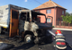 O autoutilitară a luat foc, la Borla. Circulaţia rutieră, blocată pe ambele sensuri