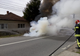 Incendiu în centrul localității Gălpâia. Un autoturism a fost cuprins de flăcări